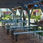 Baltichouse Podczele- 8 Os Blisko Morza !!! Sauna, Jacuzzi,grill, Ognisko, Plac Zabaw בית נופש