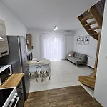 בית נופש Baltichouse Podczele- 8 Os Blisko Morza !!! Sauna, Jacuzzi,grill, Ognisko, Plac Zabaw