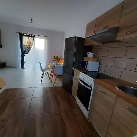 Baltichouse Podczele- Blisko Morza !!! Sauna, Jacuzzi,grill, Ognisko, Plac Zabaw *