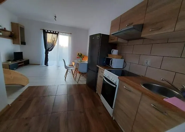 Baltichouse Podczele- 8 Os Blisko Morza !!! Sauna, Jacuzzi,grill, Ognisko, Plac Zabaw *